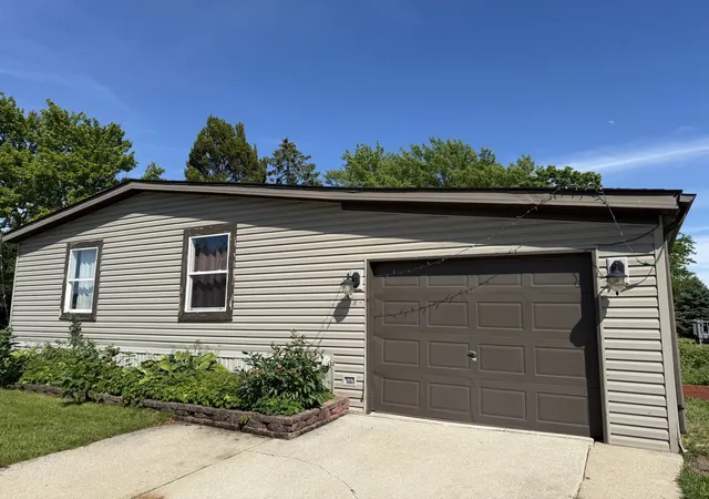 1st image of 462 Huntsbridge Rd, Matteson, IL 60443 | MLS# 12686241