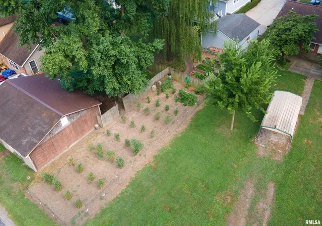Homes for sale in Duquoin, IL | 540 E Main St, Duquoin, IL 62832 | MLS# 12686284