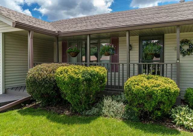 Homes for sale in Cherry Valley, IL | 7431 Farview Dr, Cherry Valley, IL 61016 | MLS# 12686285