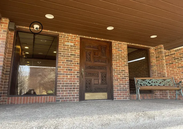 4th image of 121 S Spruce Ave, Wood Dale, IL 60191