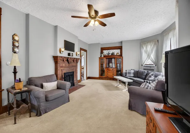 5th image of 1587 34Th Ave, Moline, IL 61265 | MLS# 12686292