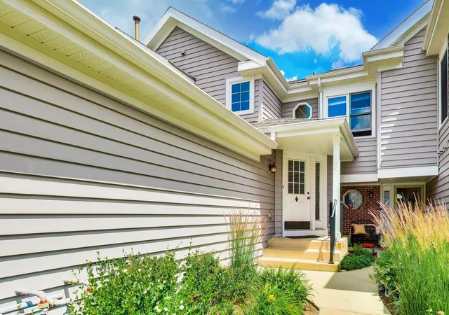 Homes for sale in Arlington Heights, IL | 1951 N Stillwater Rd #0, Arlington Heights, IL 60004 | MLS# 12686298