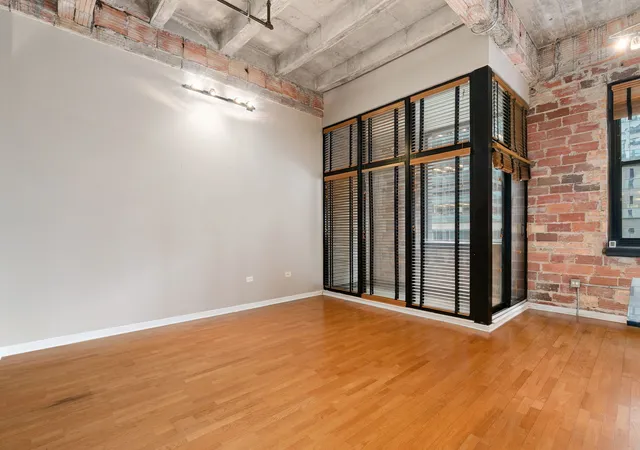 3rd image of 20 N State St #611, Chicago, IL 60602 | MLS# 12686318