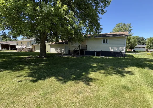 Homes for sale in Streator, IL | 1707 Wright St, Streator, IL 61364 | MLS# 12686337