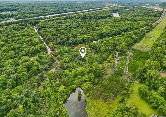 2nd image of 10s540 County Line Rd, Burr Ridge, IL 60527 | MLS# 12686382