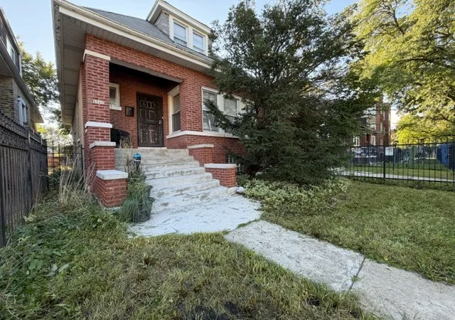 Single family home for sale at 1515 N Lockwood Ave, Chicago, IL 60651 | MLS# 12686422