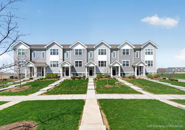 Homes for sale in Hampshire, IL | 844 Briar Glen Ct, Hampshire, IL 60140 | MLS# 12686459