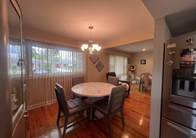 4th image of 9220 Luna Ave, Morton Grove, IL 60053 | MLS# 12686461