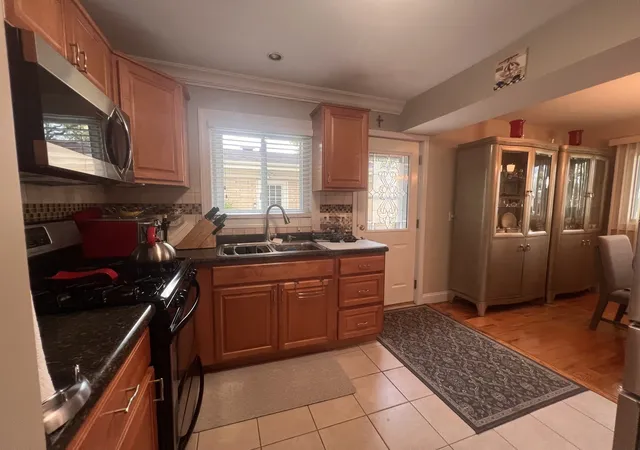 5th image of 9220 Luna Ave, Morton Grove, IL 60053 | MLS# 12686461