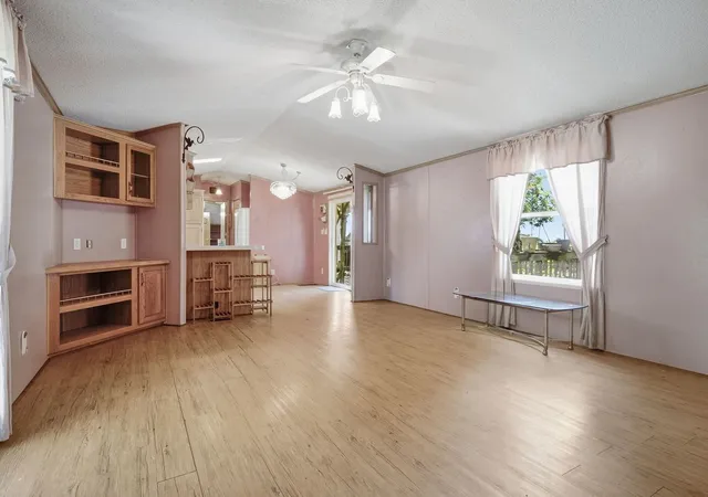 3rd image of 310 E Jefferson St, Dana, IL 61321 | MLS# 12686539
