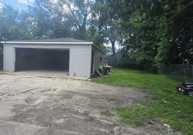 Homes for sale in Aurora, IL | 226 N Farnsworth Ave, Aurora, IL 60505 | MLS# 12686558