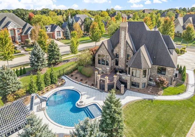Photo 3 of Mansion for sale at 12526 Surrey Ct, Mokena, IL 60448 | MLS# 12686563 | Listing updated on 2026-08-10