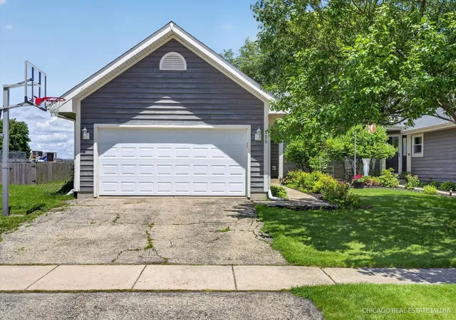 Homes for sale in Hinckley, IL | 330 W Amie Ave, Hinckley, IL 60520 | MLS# 12686564