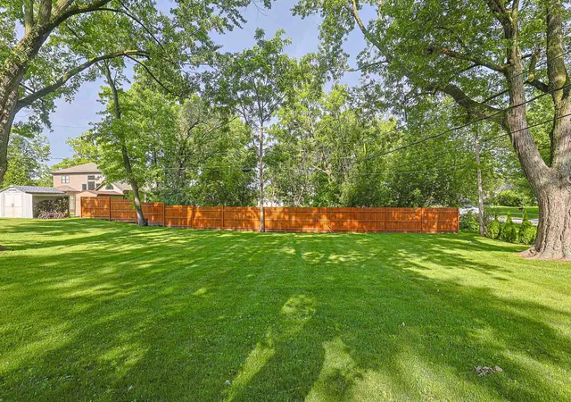 Homes for sale in Schaumburg, IL | 1400 Marion St, Schaumburg, IL 60193 | MLS# 12686601