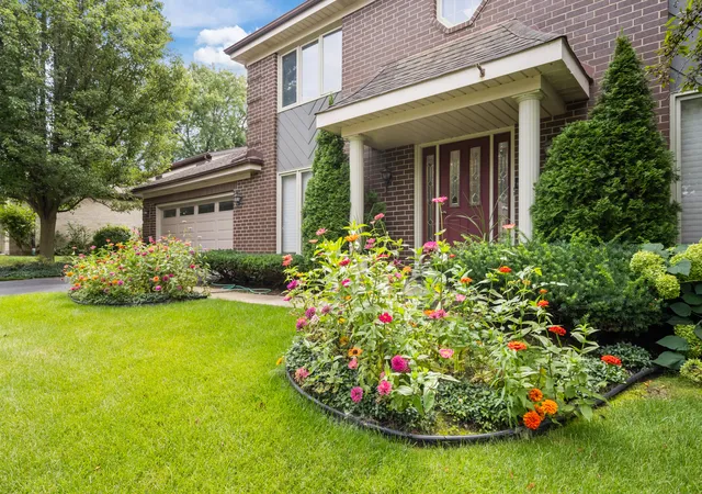 Photo 2 of Sale Pending at 770 North Ave, Highland Park, IL 60035 | MLS# 12686627 | Listing updated on 2026-08-06