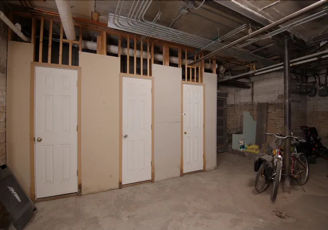 Homes for sale in Chicago, IL | 6049 N Talman Ave #GD-A, Chicago, IL 60659 | MLS# 12686658