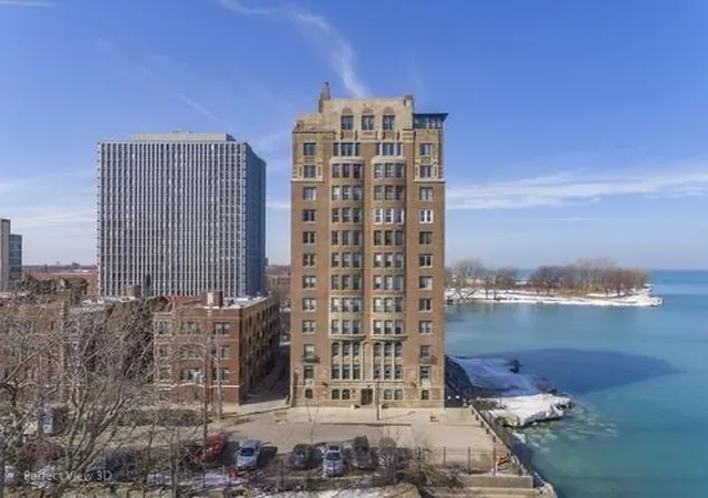 Homes for sale in Chicago, IL | 2666 E 73rd St #8W, Chicago, IL 60649 | MLS# 12686692