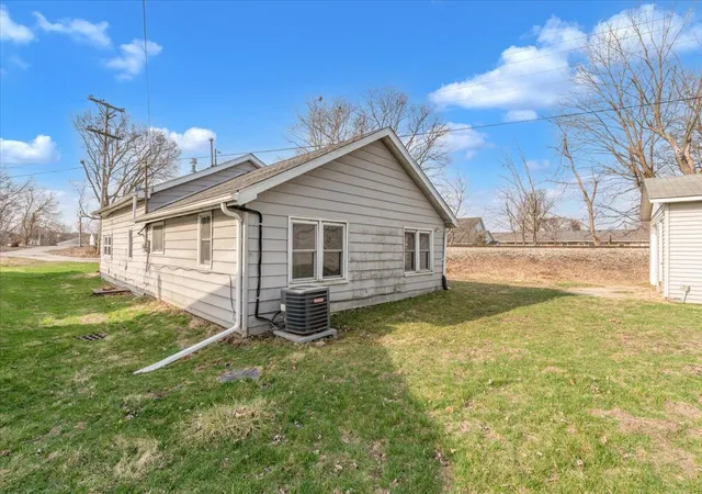 Homes for sale in Milan, IL | 515 2Nd Ave W, Milan, IL 61264 | MLS# 12686693