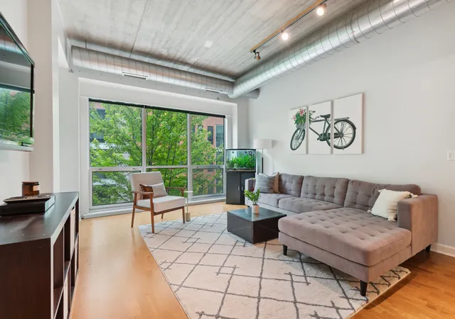 Homes for sale in Chicago, IL | 845 N Kingsbury St #315, Chicago, IL 60610 | MLS# 12686723