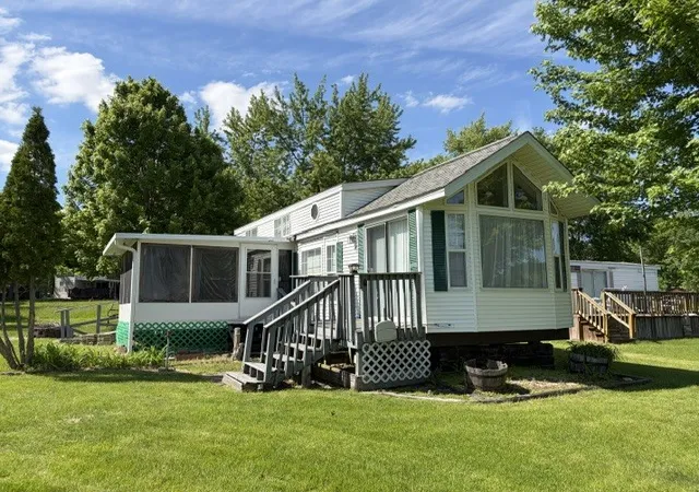 3rd image of 2795 E 28Th Lot 422 Rd, Seneca, IL 61360 | MLS# 12686744