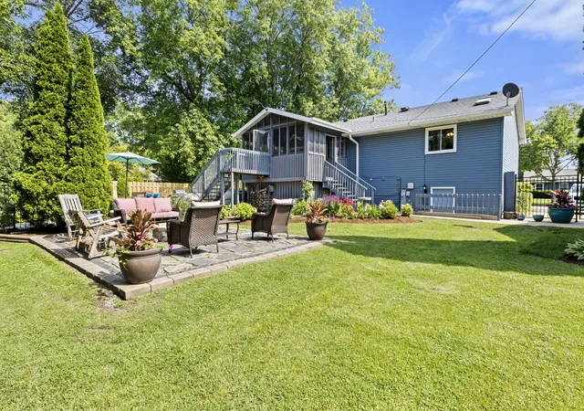 25th image of 3412 Crescent Ave, Gurnee, IL 60031 | MLS# 12686760