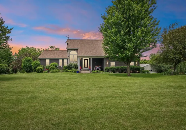 Homes for sale in Marengo, IL | 3809 Standish Rd, Marengo, IL 60152 | MLS# 12686795