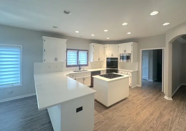 4th image of 670 Leslie Ct, Carol Stream, IL 60188 | MLS# 12686816