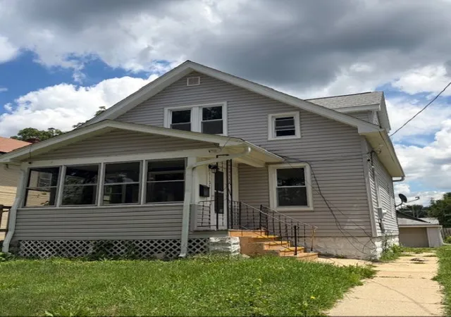1st image of 1122 17th St, Rockford, IL 61104 | MLS# 12686819