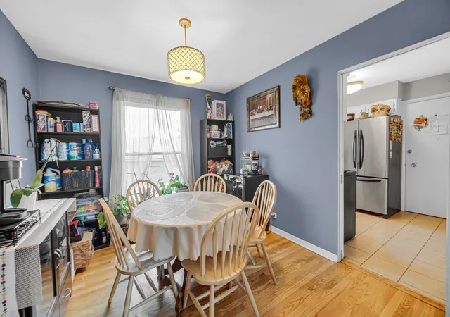 Listing Photo 5 - Condo for sale in building located at 1551 Balmoral Ave, Westchester, IL 60154 - Unit #1551