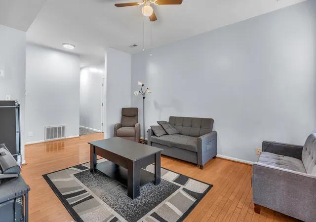 Homes for sale in Chicago, IL | 6706 S Ridgeland Ave, Chicago, IL 60649