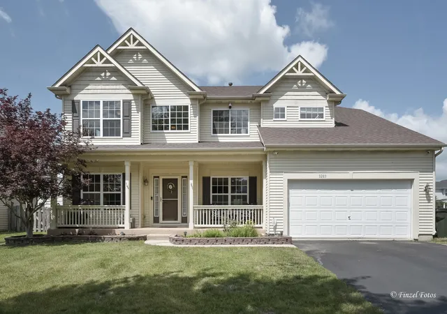 Homes for sale in Yorkville, IL | 3283 Pinewood Dr, Yorkville, IL 60560 | MLS# 12686924