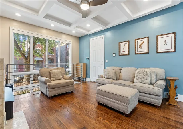 2nd image of 2455 W Walton St #1, Chicago, IL 60622 | MLS# 12686930