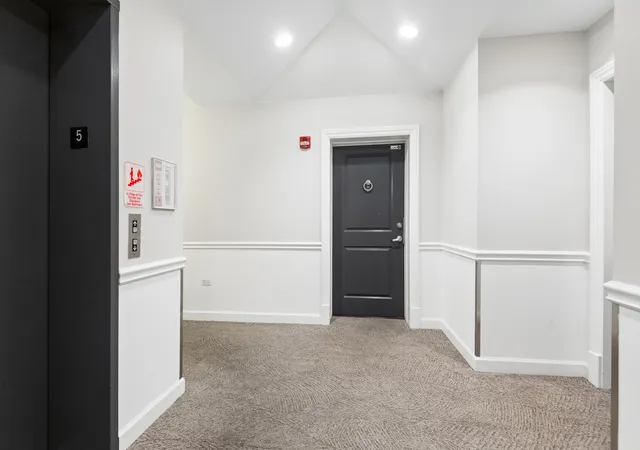 Listing Photo 4 - Condo for sale in building located at 1429 N Wls St, Chicago, IL 60610 - Unit #502