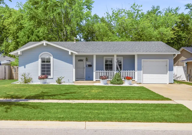1st image of 1110 W Glenn Trl, Elk Grove Village, IL 60007 | MLS# 12686947