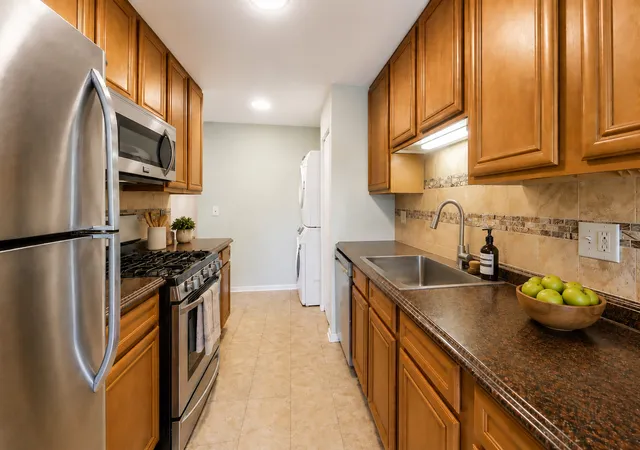 Homes for sale in Palatine, IL | 447 N Cambridge Dr #447, Palatine, IL 60067 | MLS# 12686953