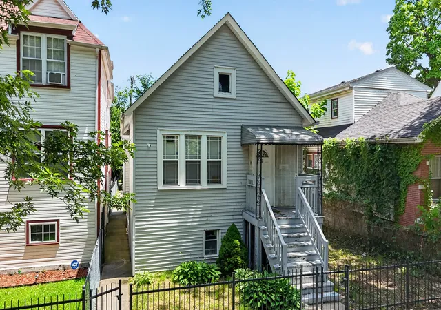 1st image of 7931 S Muskegon Ave, Chicago, IL 60617 | MLS# 12686980