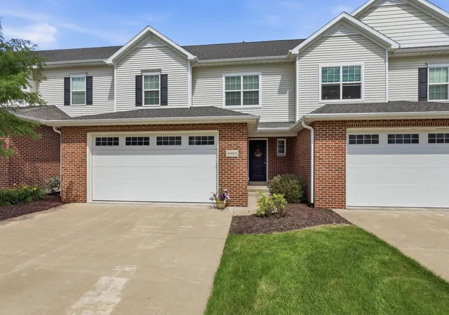 Photo 1 of Townhouse for sale at 4465 W Slate Crk Dr, Bettendorf, IA 52722 | MLS# 12687015 | Listing updated on 2026-09-15