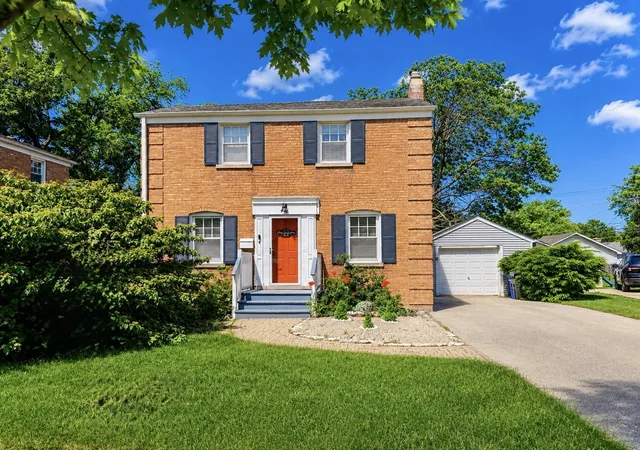 1st image of 416 N Main St, Mount Prospect, IL 60056 | MLS# 12687022