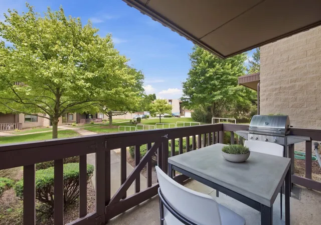 Homes for sale in Joliet, IL | 3111 Ingalls Avenue, Joliet, IL 60435 | Houzeo