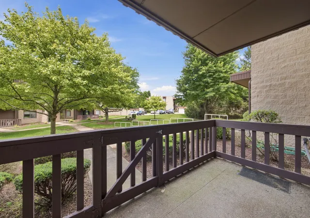 Homes for sale in Joliet, IL | 3111 Ingalls Avenue, Joliet, IL 60435 | Houzeo