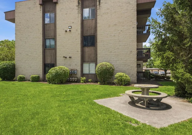 Homes for sale in Joliet, IL | 3111 Ingalls Avenue, Joliet, IL 60435 | Houzeo