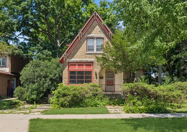 1st image of 1060 Deerfield Rd, Deerfield, IL 60015 | MLS# 12687090