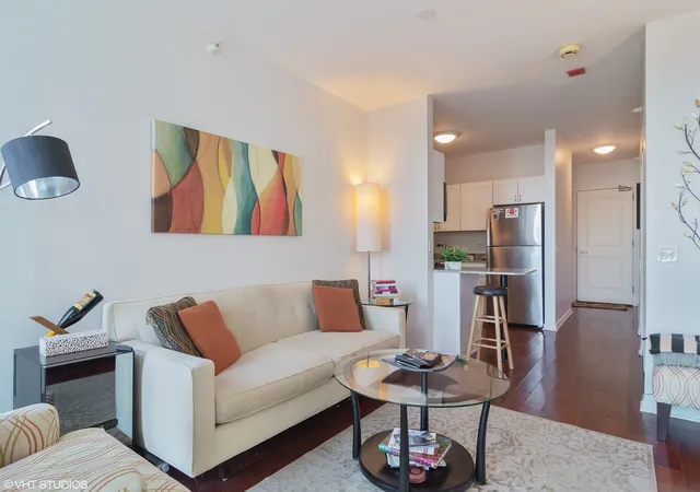 4th image of 645 N Kingsbury St #2205, Chicago, IL 60610 | MLS# 12687105