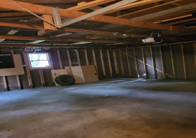 9th image of 103 Center St, Fox River Grove, IL 60021 | MLS# 12687137