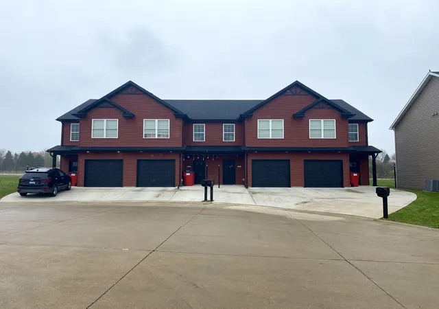 3rd image of 3309 Stoneway Ct, Champaign, IL 61822 | MLS# 12687168