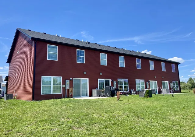 4th image of 3309 Stoneway Ct, Champaign, IL 61822 | MLS# 12687168