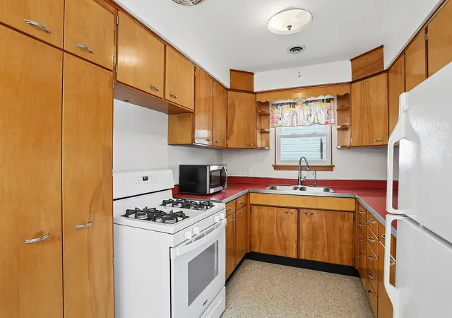 5th image of 421 E South St, Peotone, IL 60468 | MLS# 12687181