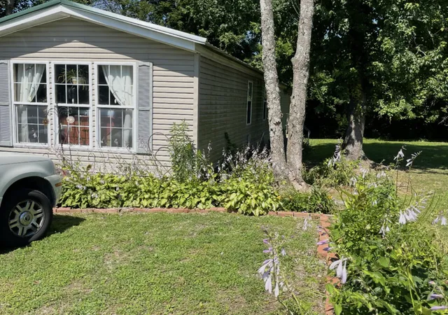 4th image of 12 Fairgrounds Rd, Vienna, IL 62995 | MLS# 12687209