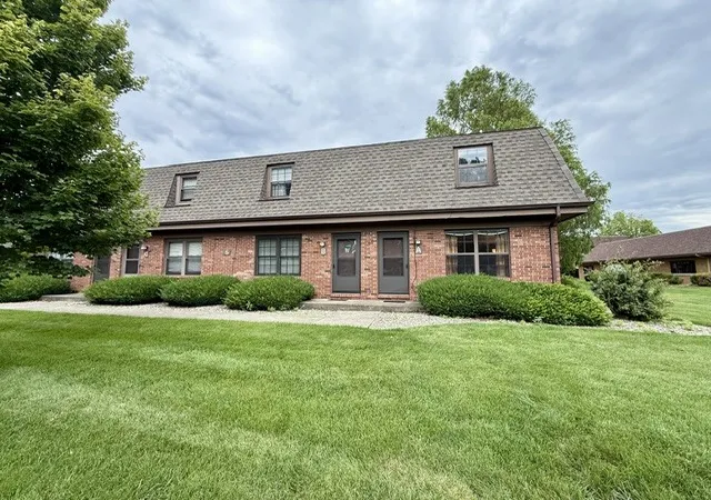 Homes for sale in Savoy, IL | 5 Evergreen Cir #A, Savoy, IL 61874 | MLS# 12687224