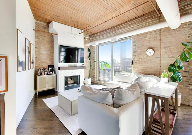 4th image of 550 N Kingsbury St, Chicago, IL 60654